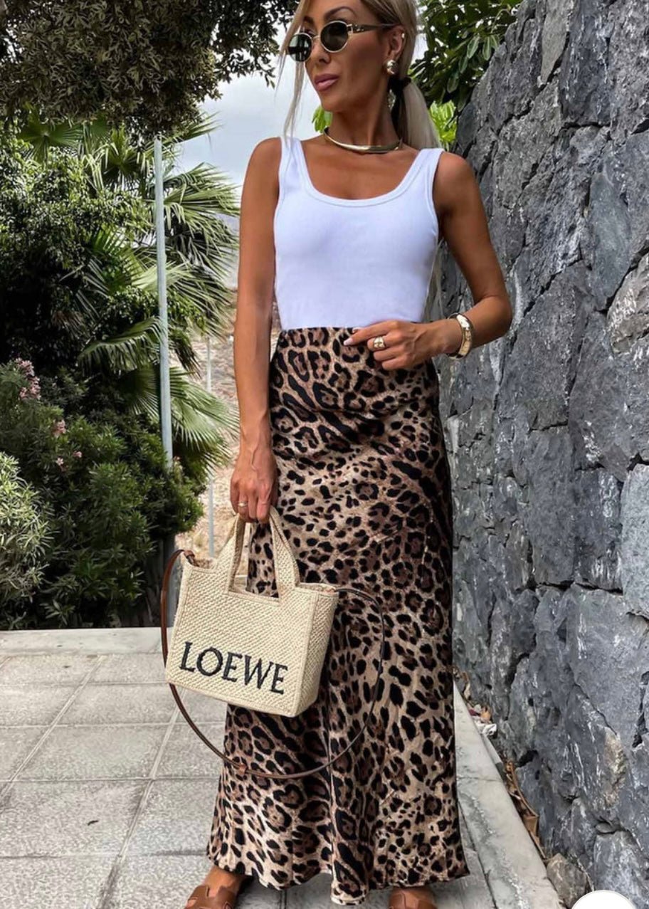 ‘Riley’ Leopard Print Maxi Skirt