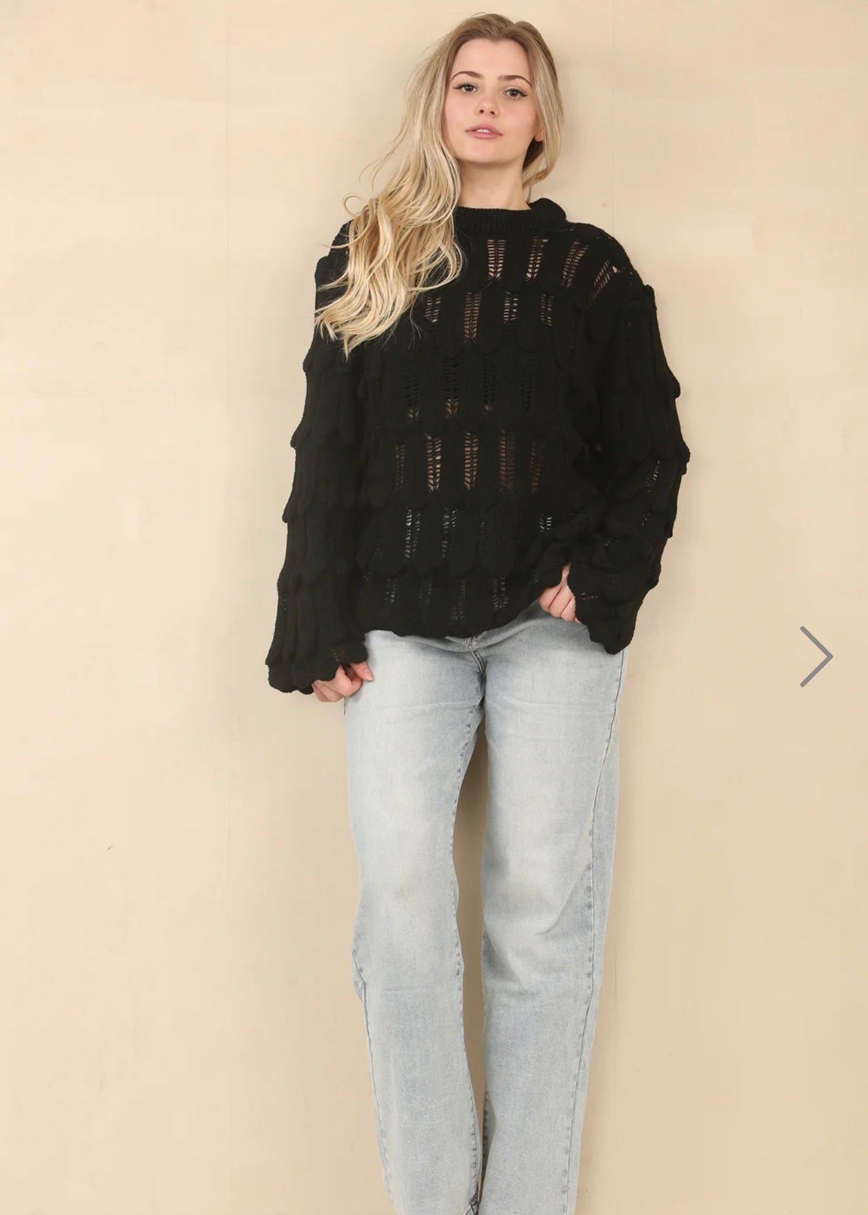 ‘Lucia’ Scallop Black Jumper