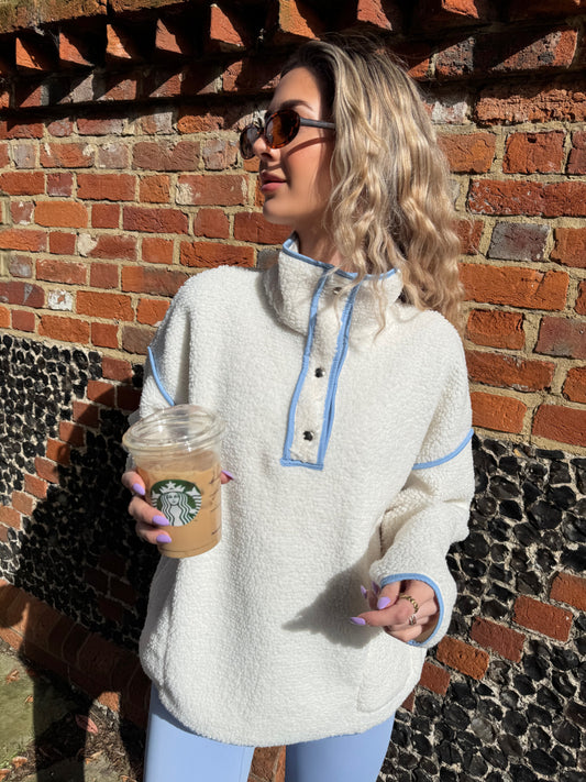 ‘Emilia’ Beige & Blue Fleece