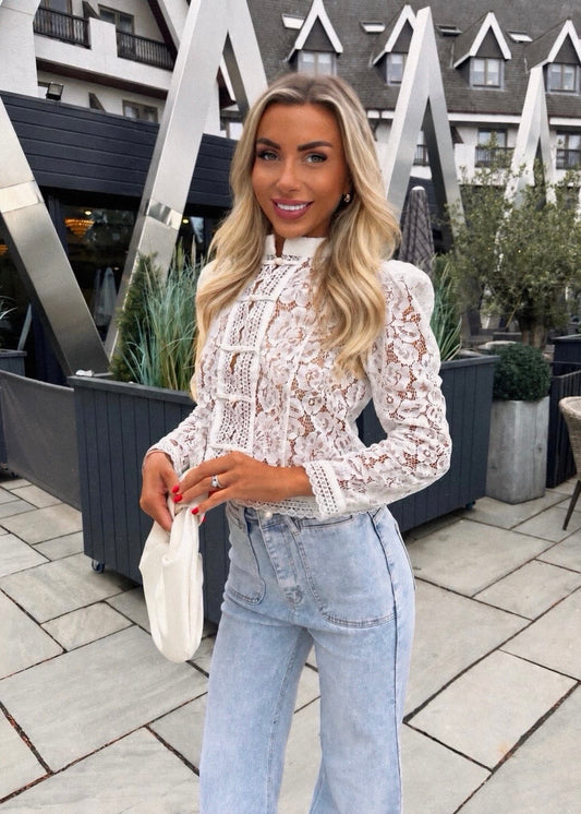 LAST FEW! ‘Ella’ Lace Mandarin Button up Top