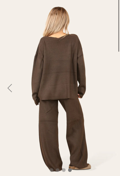 ‘Cara’ Brown V-Neck Loungewear