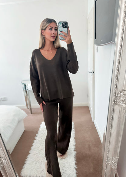 ‘Cara’ Brown V-Neck Loungewear
