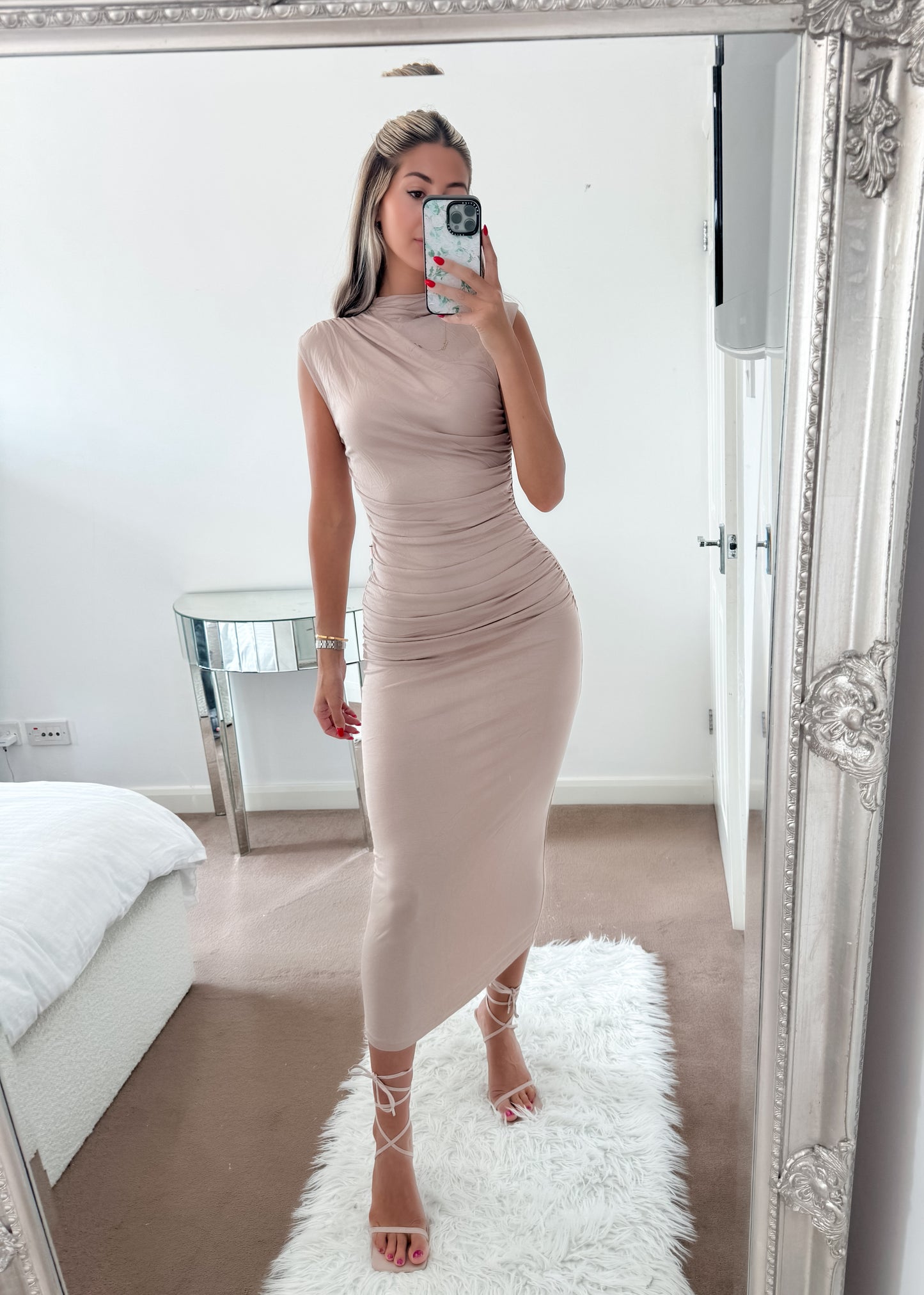 ‘Tori’ Taupe Ruched Bodycon Dress