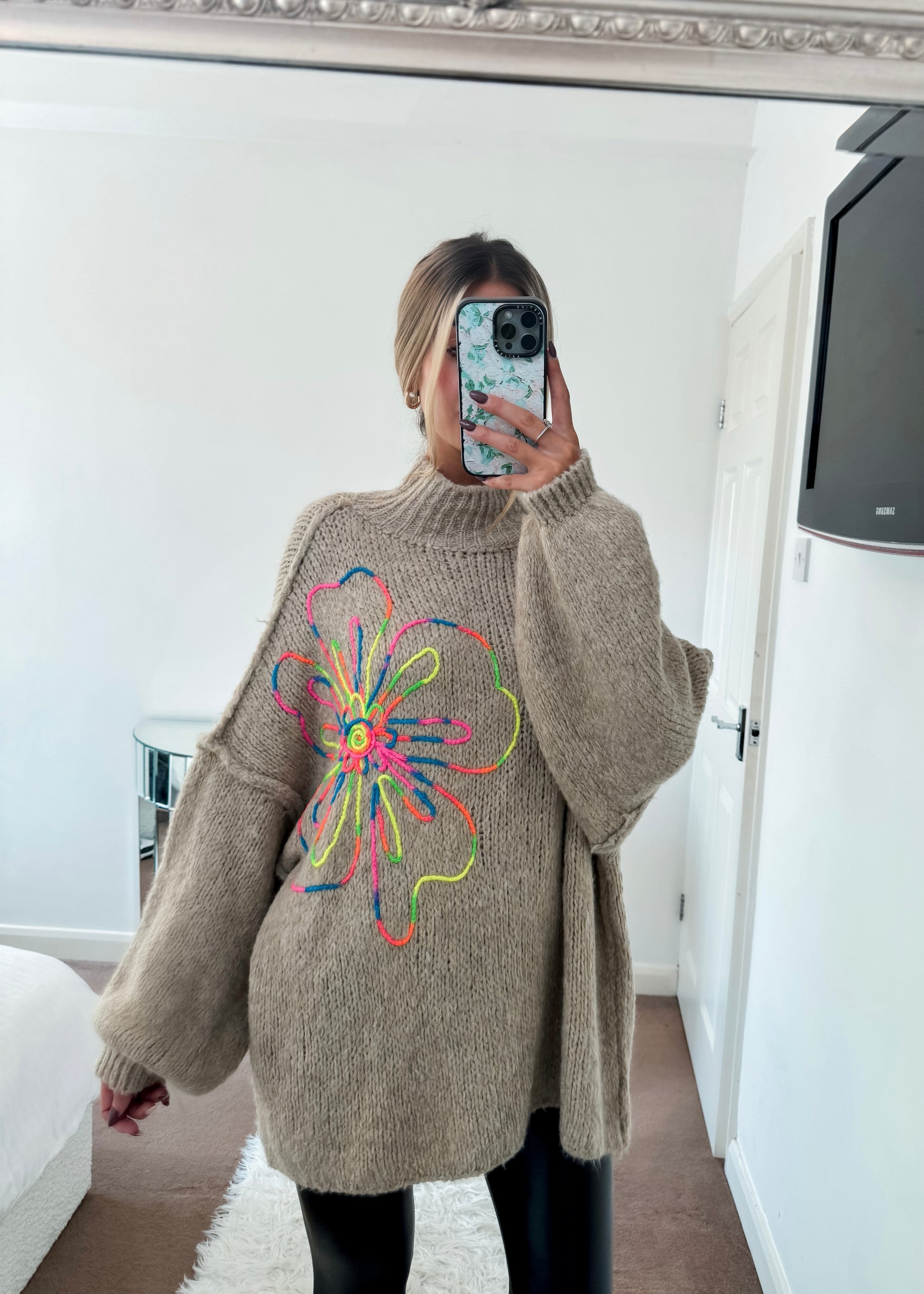 ‘Freya’ Embroidered Flower Oversized Jumper Beige or Pink