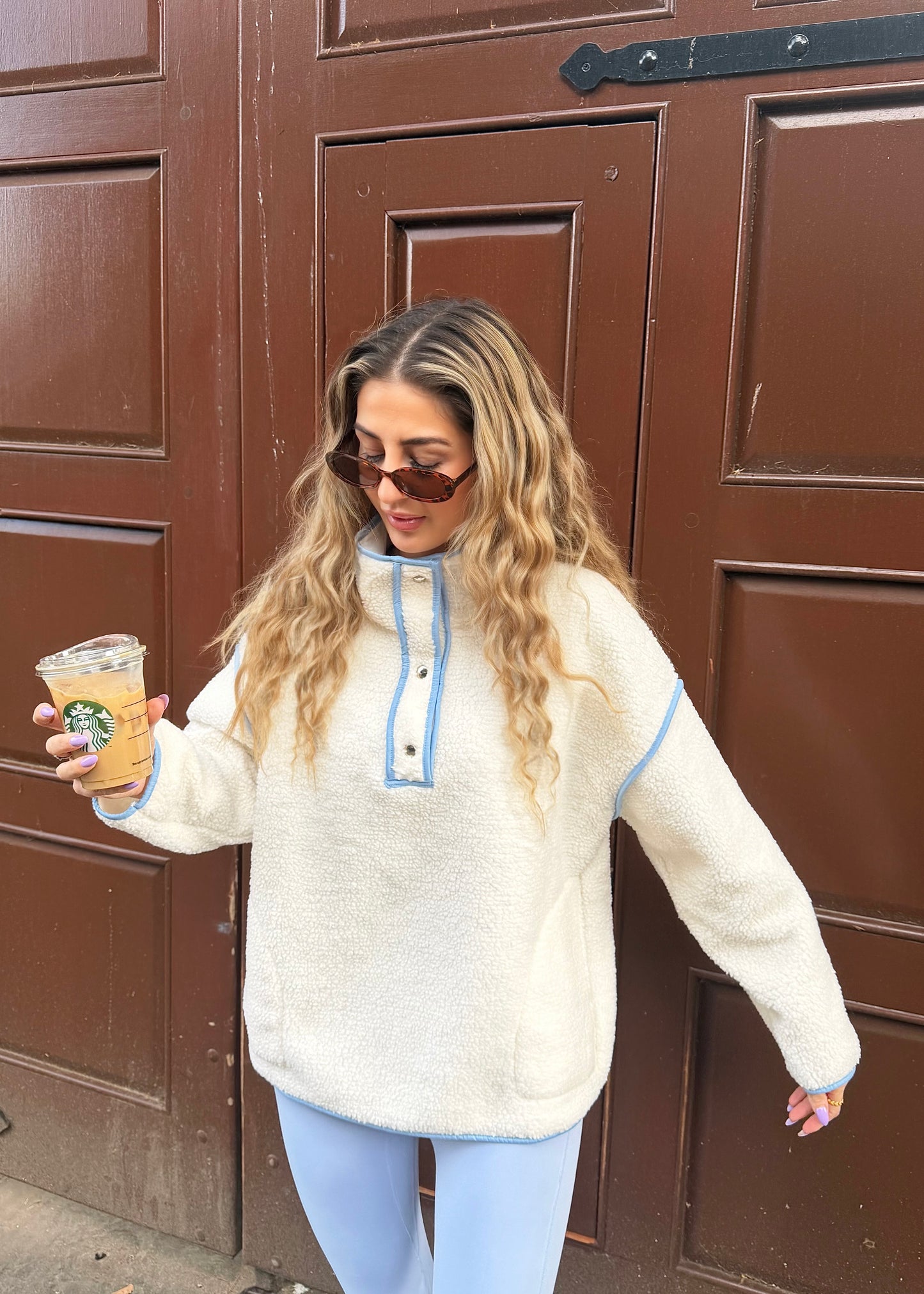 ‘Emilia’ Beige & Blue Fleece