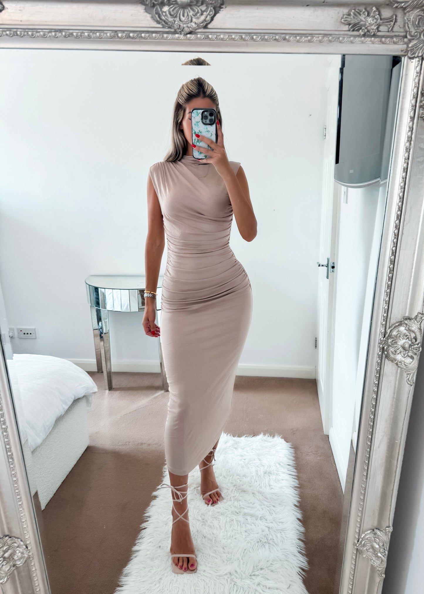 ‘Tori’ Taupe Ruched Bodycon Dress