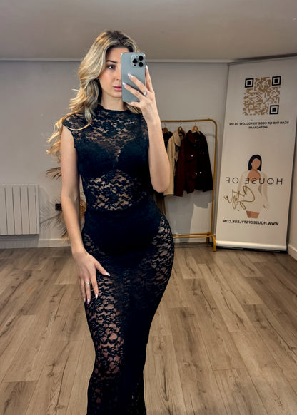 ‘Millie’ Lace Top in Black