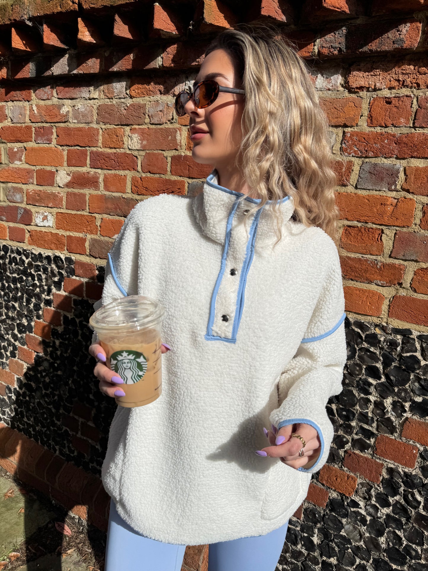 ‘Emilia’ Beige & Blue Fleece
