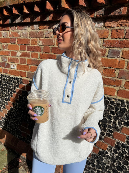 ‘Emilia’ Beige & Blue Fleece